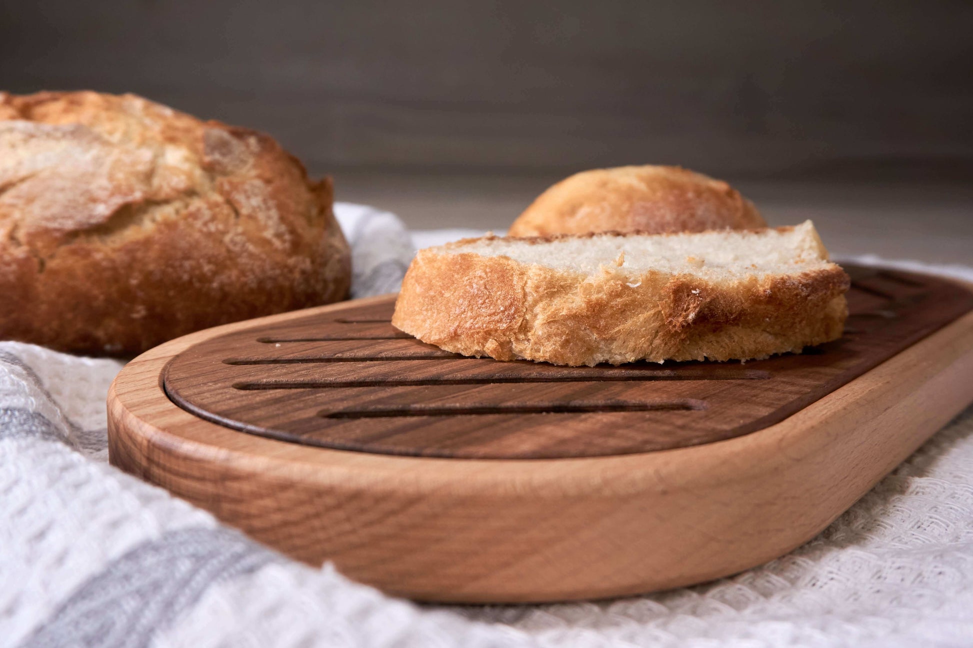 Bread Cutting Board_CrafTech