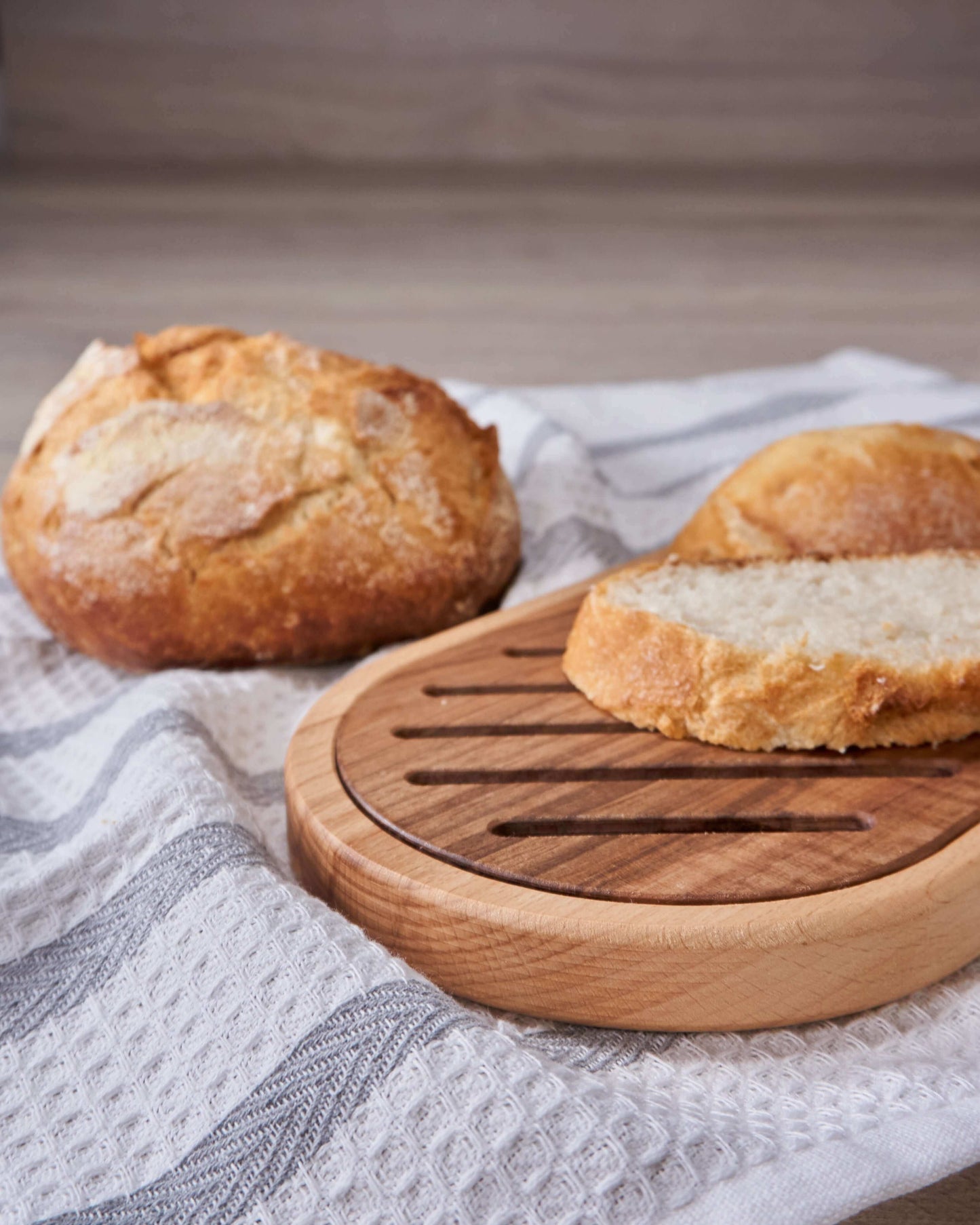 Bread Cutting Board_CrafTech