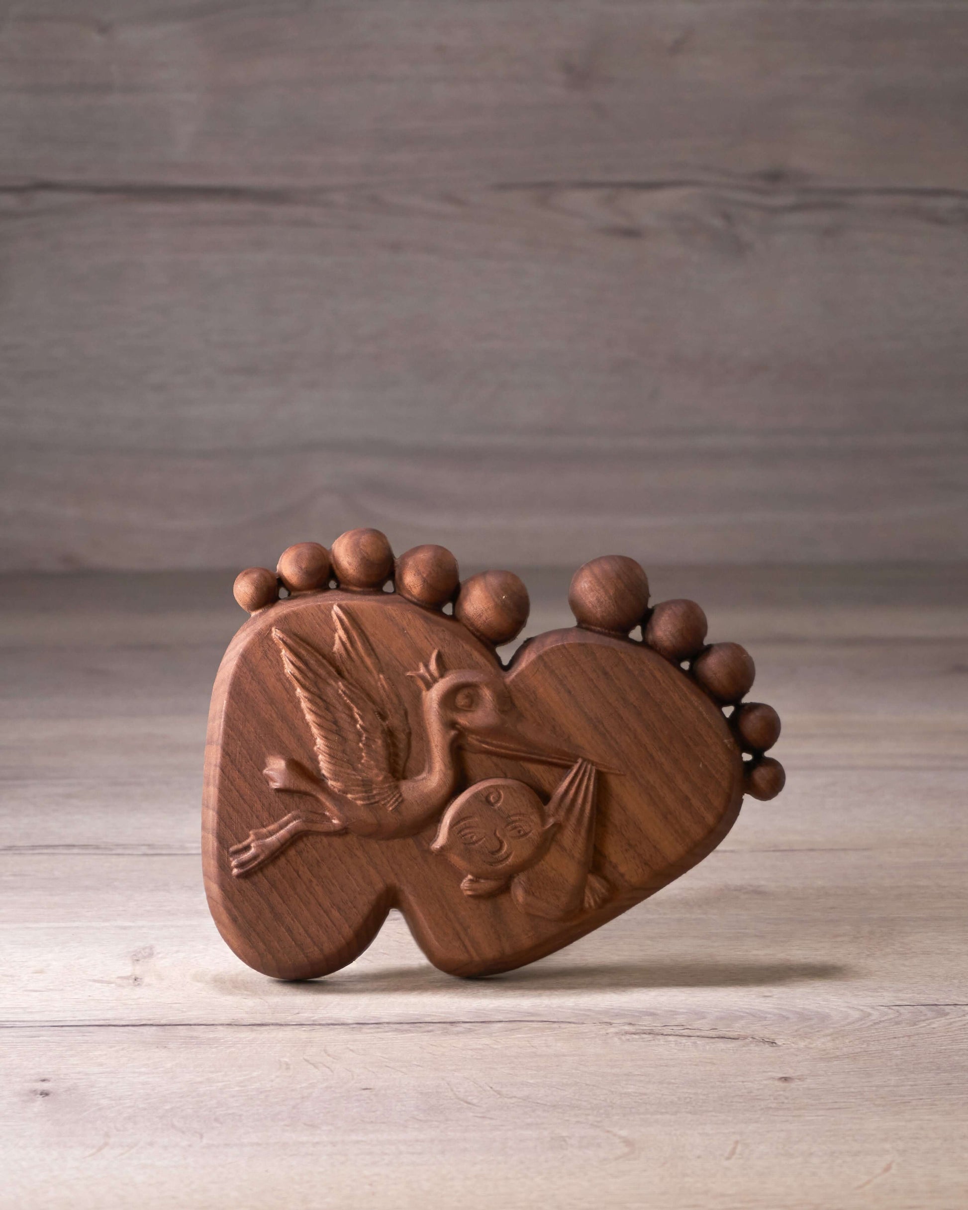 Wood Baby Feet Wall Decor_CrafTech