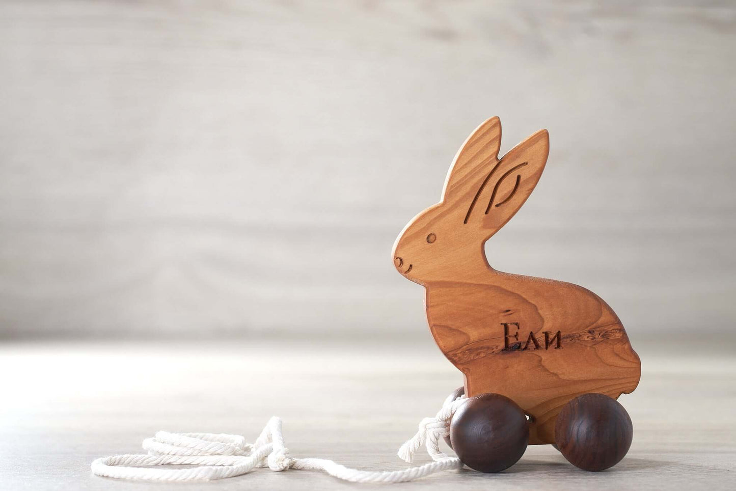 Wooden Pull Along Bunny Toy_CrafTech