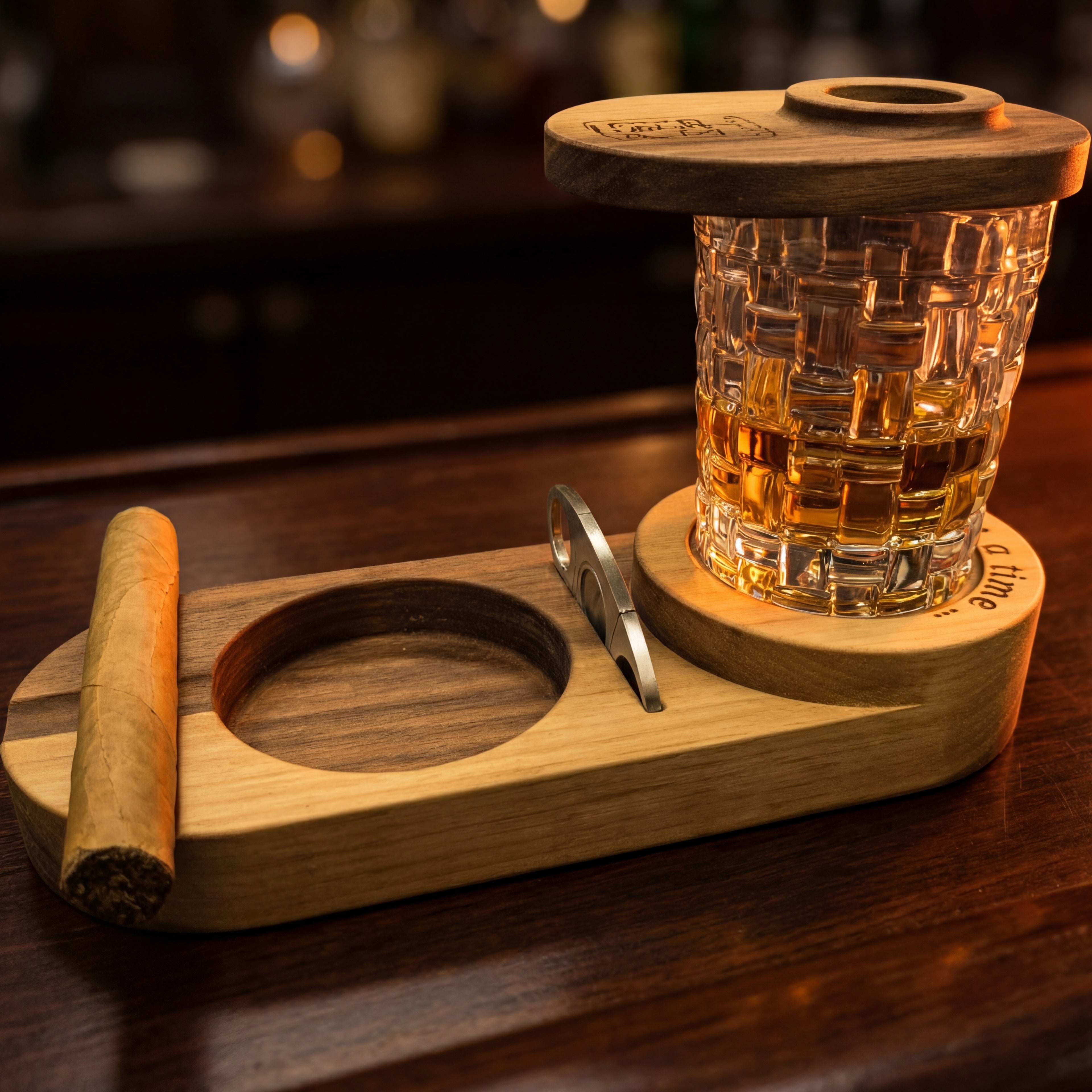 Пълен комплект за опушване на уиски и ръчно изработен пепелник
