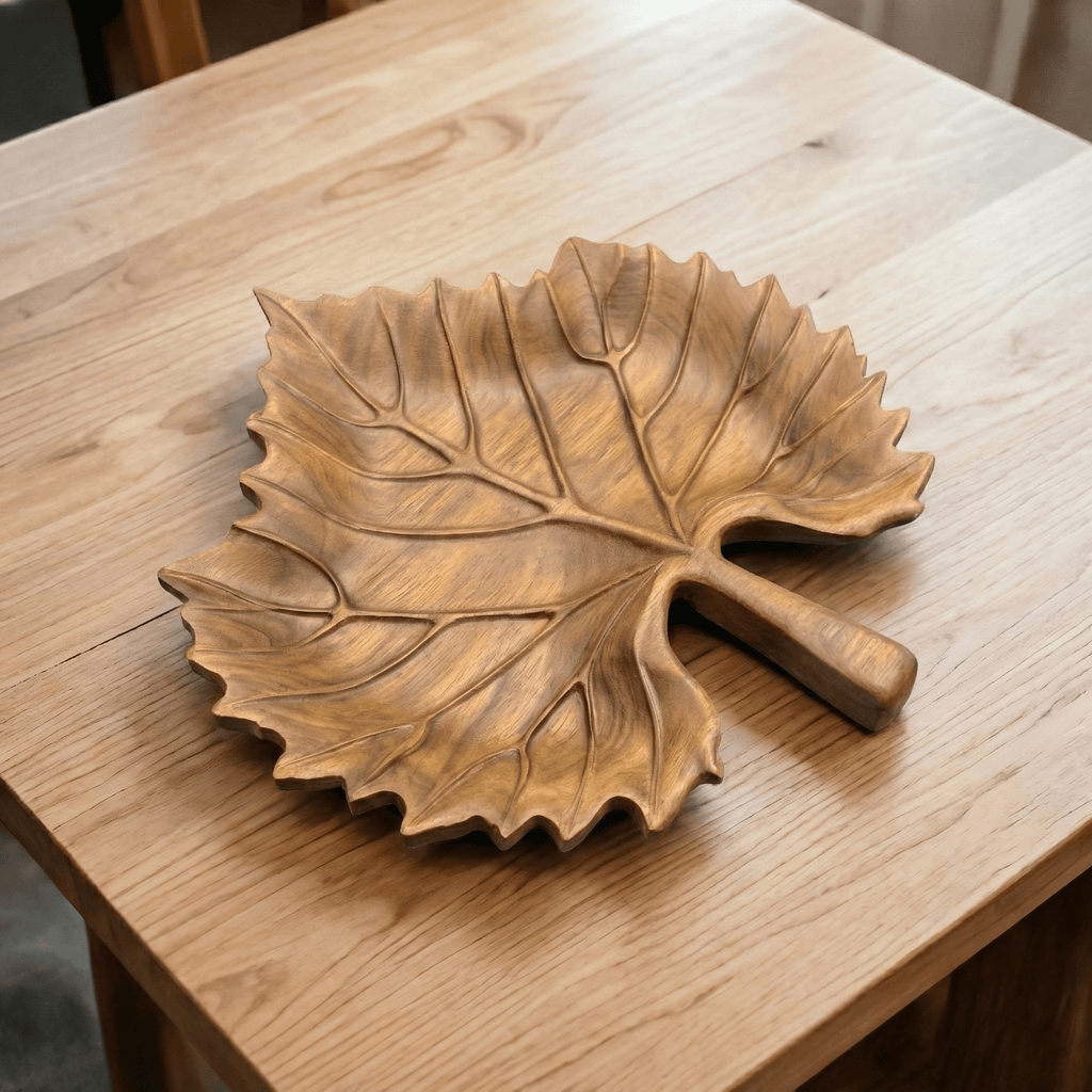 Дървено плато „Листо“ от Американски орех - CrafTech