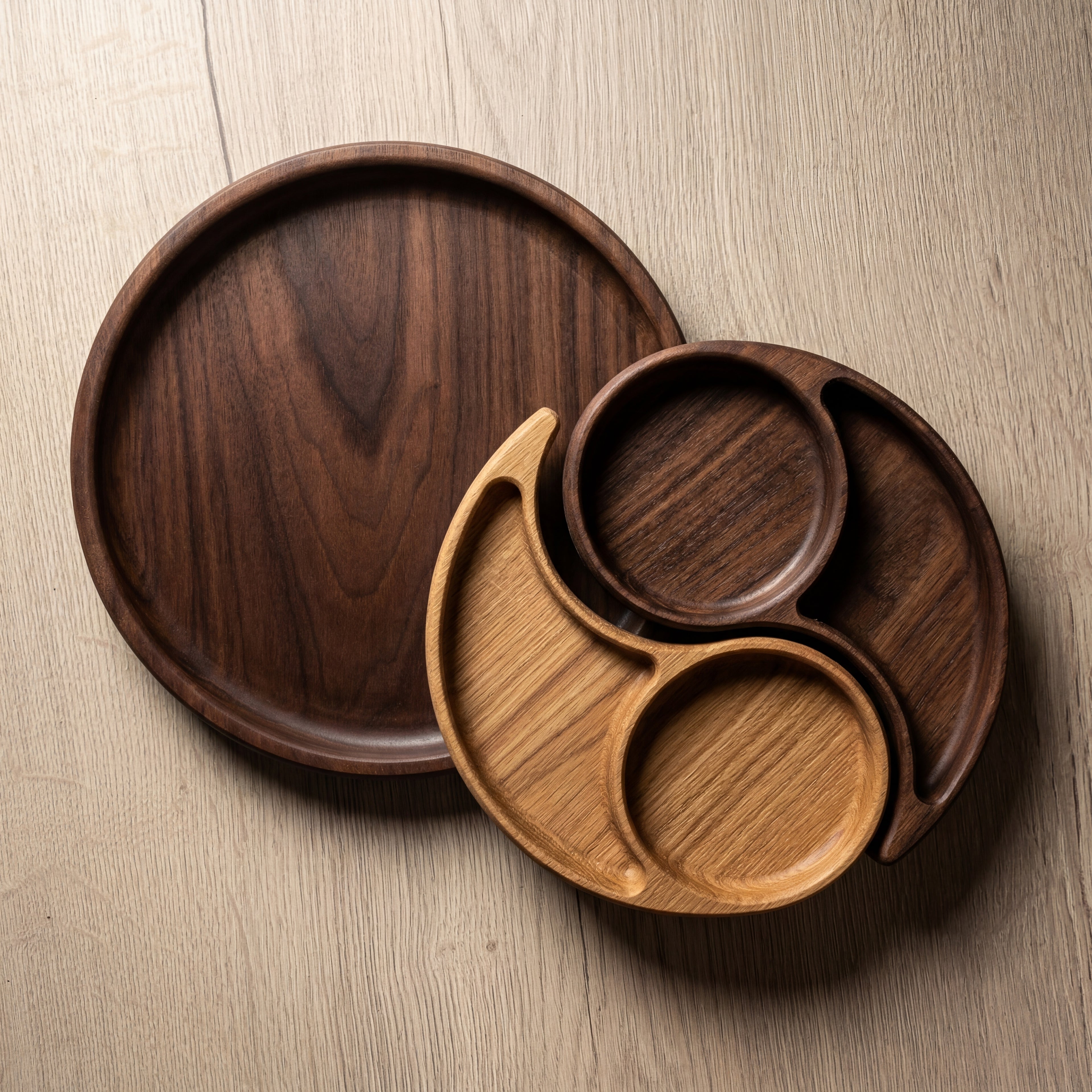 Модулно плато „Ин и Ян“ от американски орех и дъб